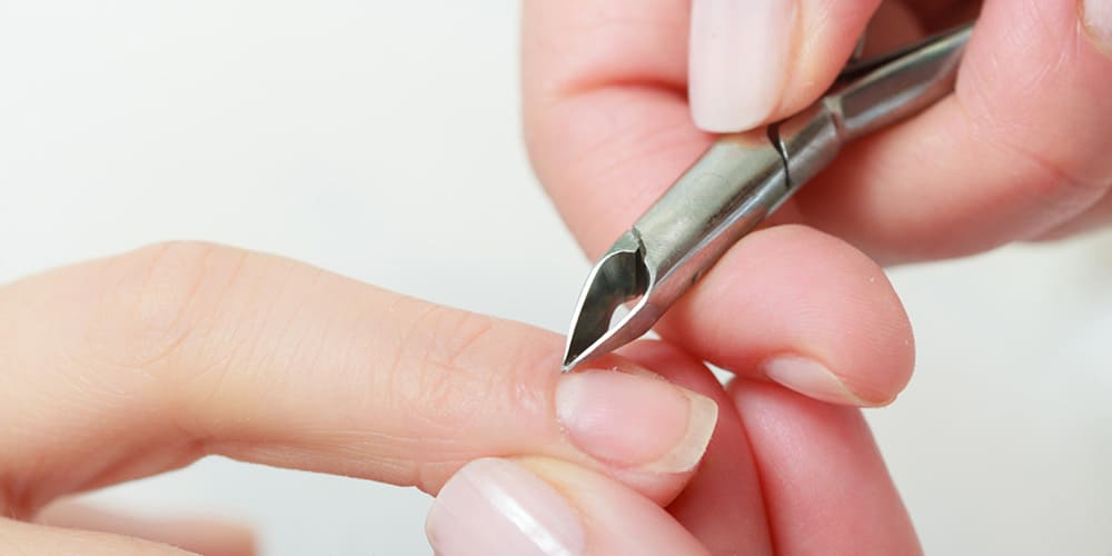 How to Clean and Maintain a Stainless Steel Nail Clipper?